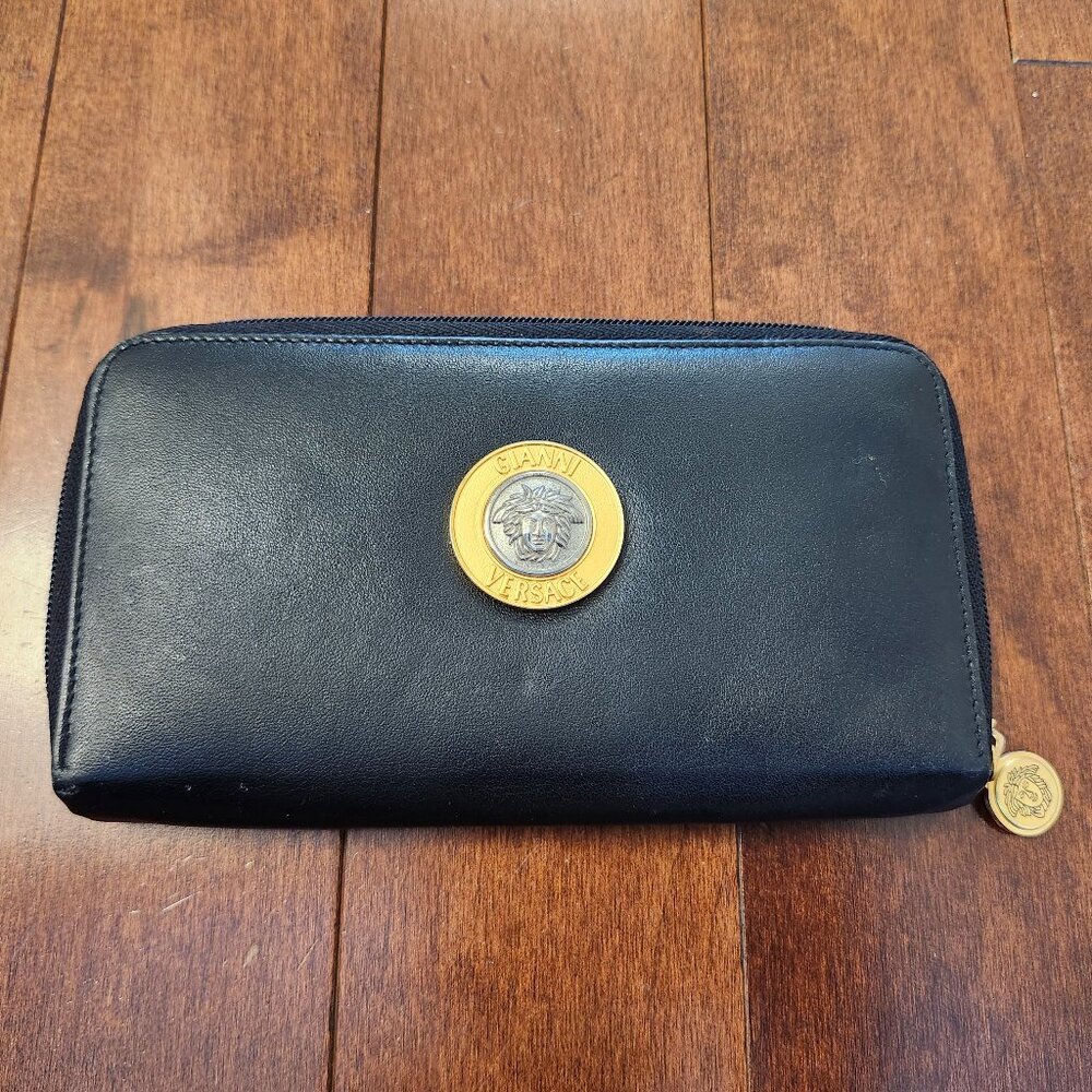 Gianni Versace vintage black leather wallet